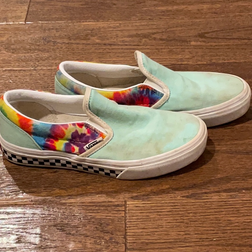 Size 3 youth custom vans